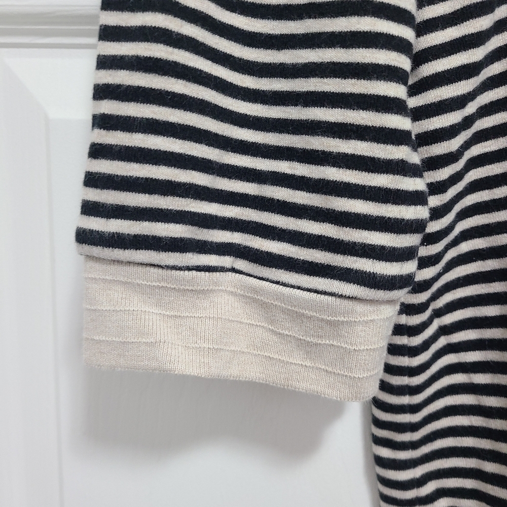 Lauren Ralph Lauren Cream and Black Striped Knit‎ Top - Picture 7 of 10